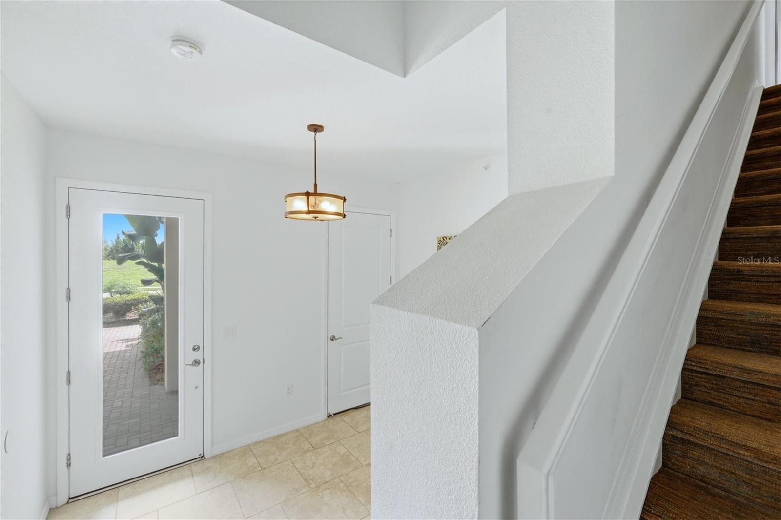 OAK RUN III/SARASOTA NATIONAL - Residential