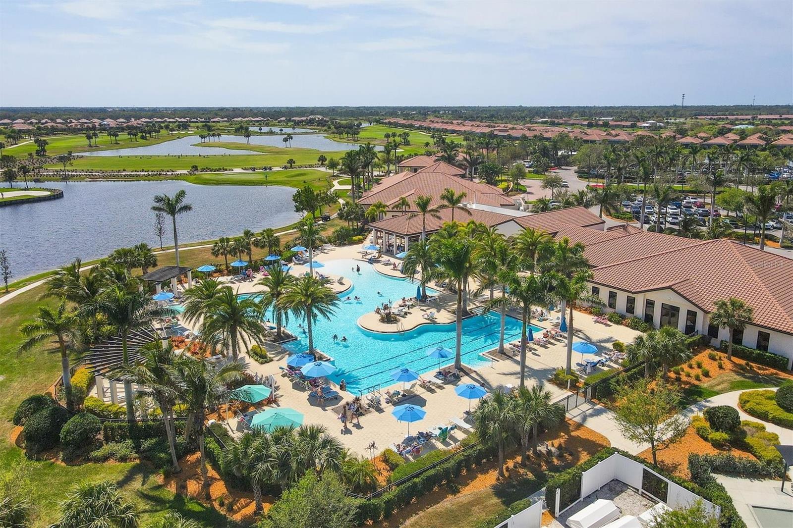 OAK RUN III/SARASOTA NATIONAL - Residential