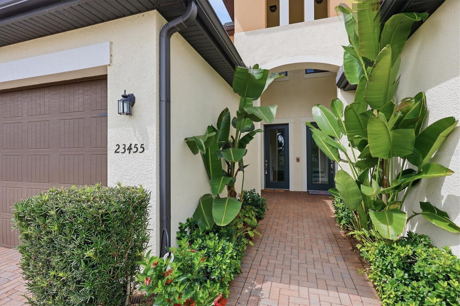 OAK RUN III/SARASOTA NATIONAL - Residential