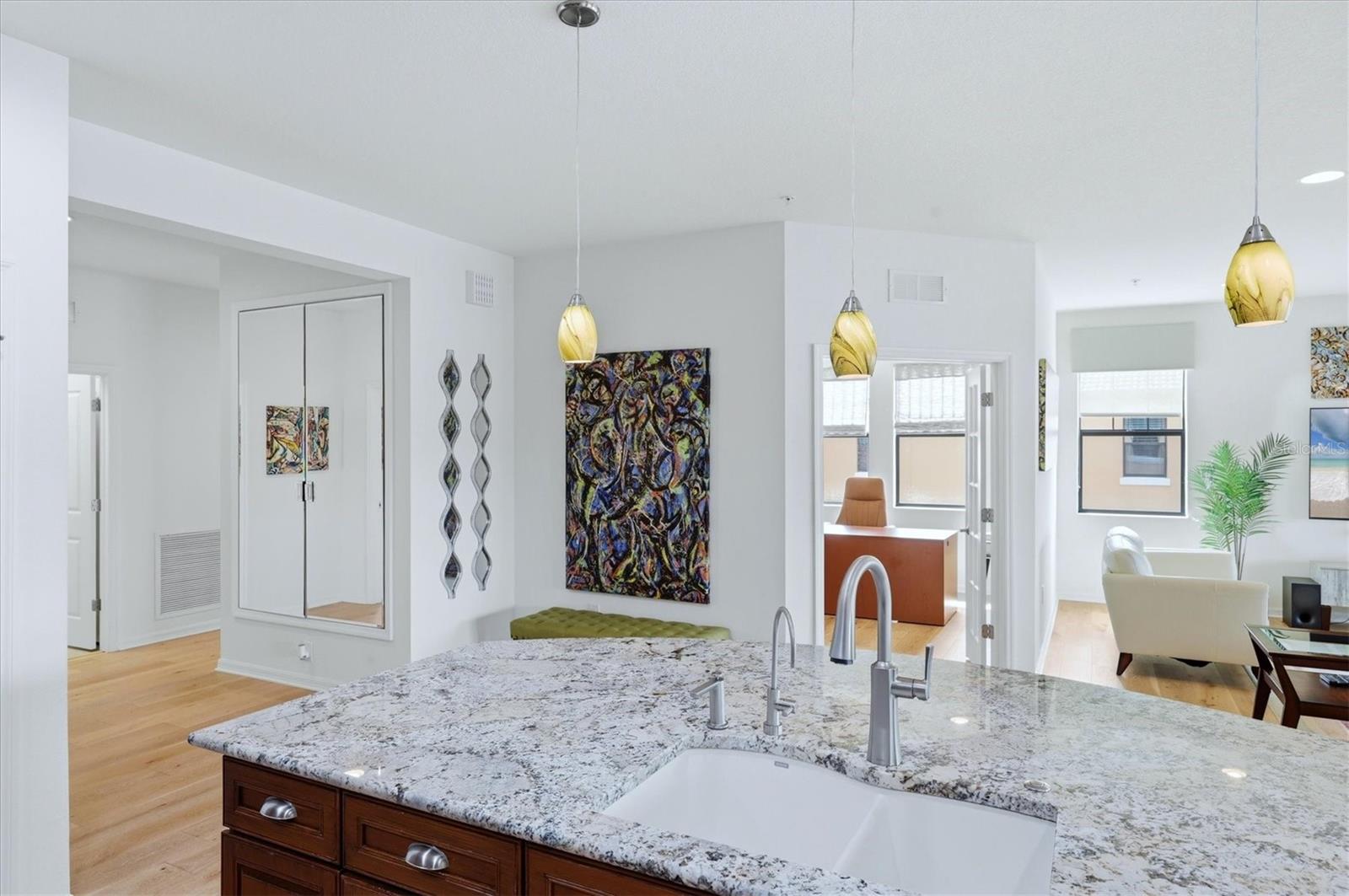 OAK RUN III/SARASOTA NATIONAL - Residential