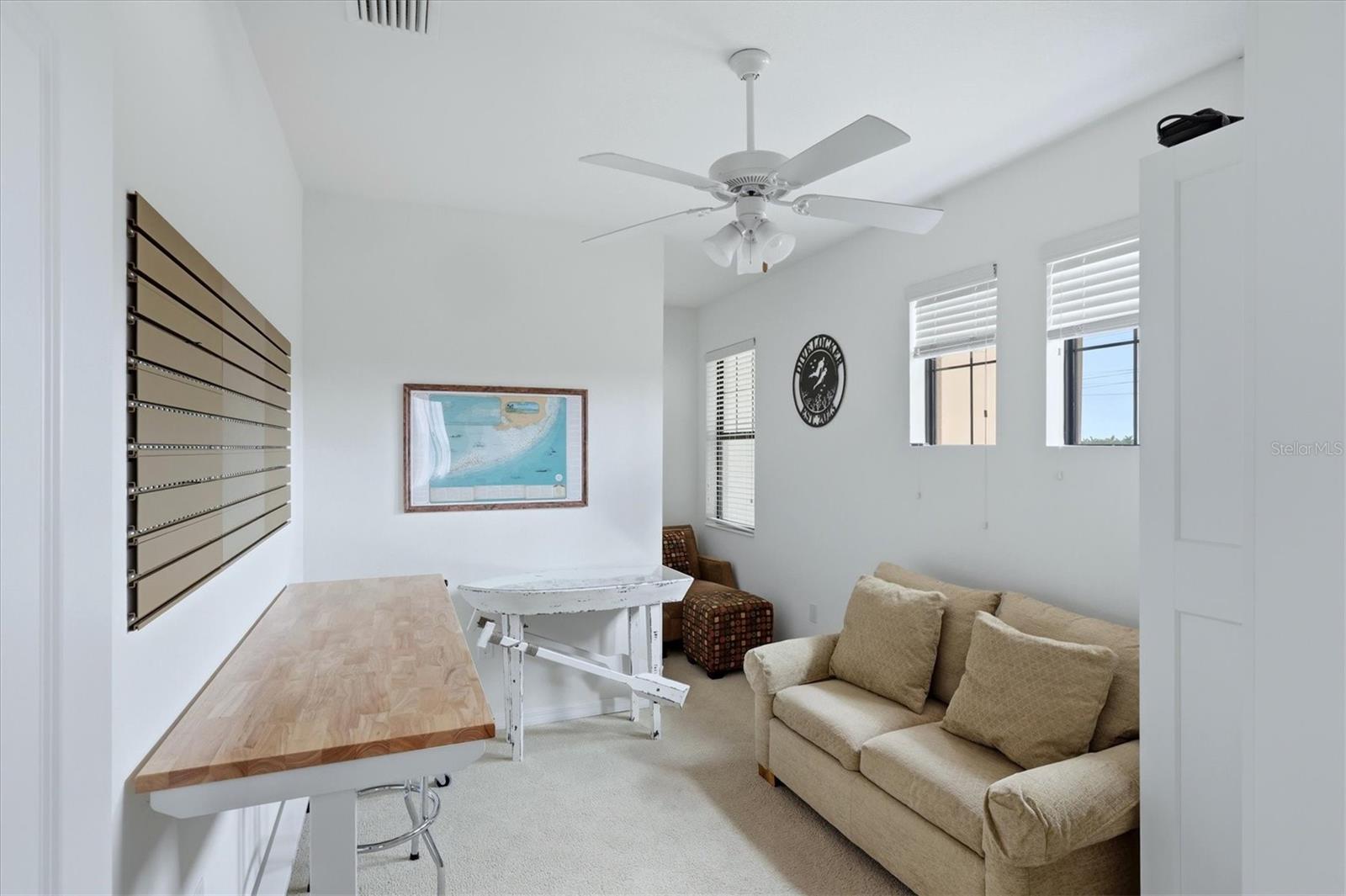 OAK RUN III/SARASOTA NATIONAL - Residential