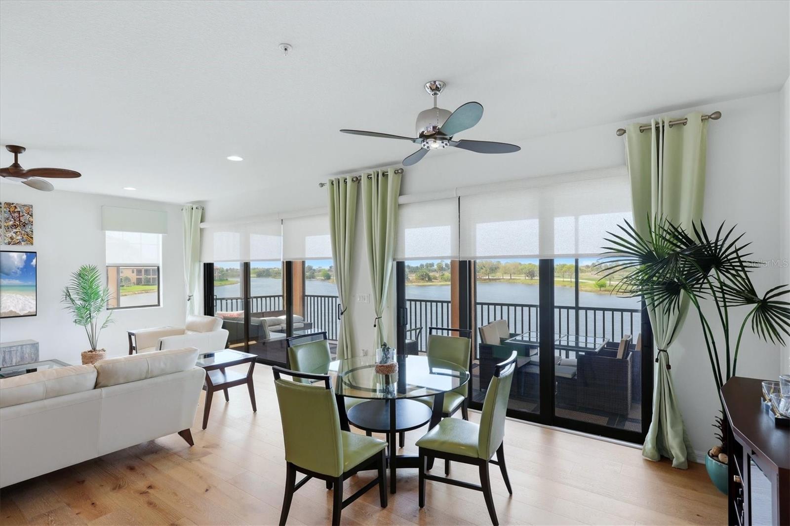 OAK RUN III/SARASOTA NATIONAL - Residential