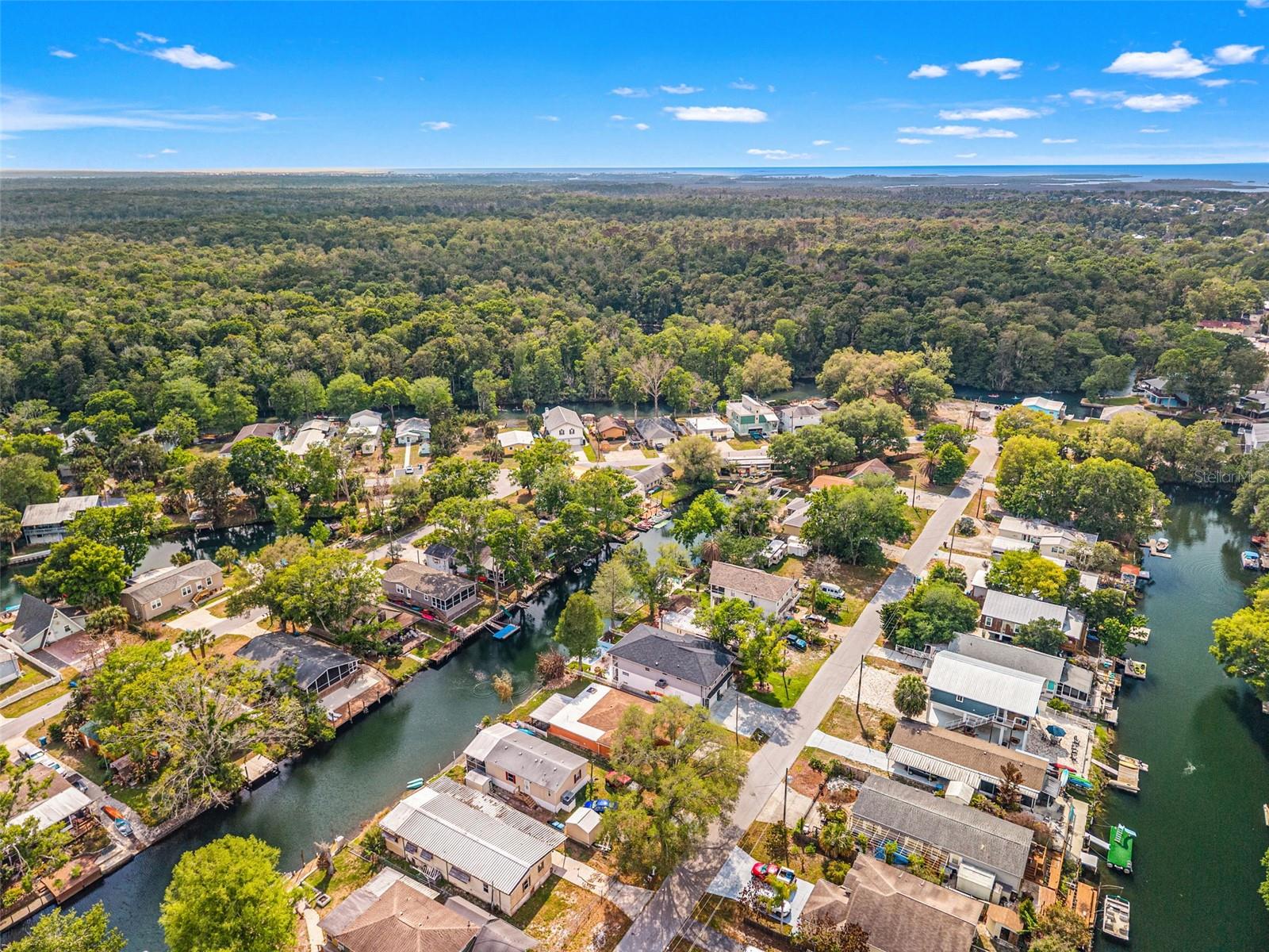 WEEKI WACHEE RIVER RETREATS - Residential