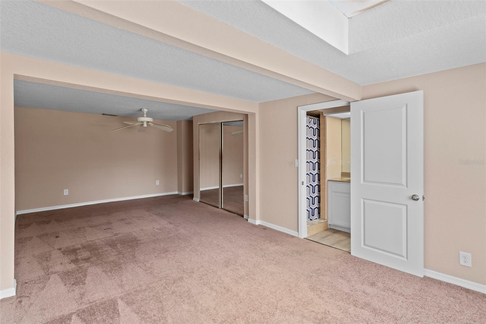 WEEKI WACHEE RIVER RETREATS - Residential