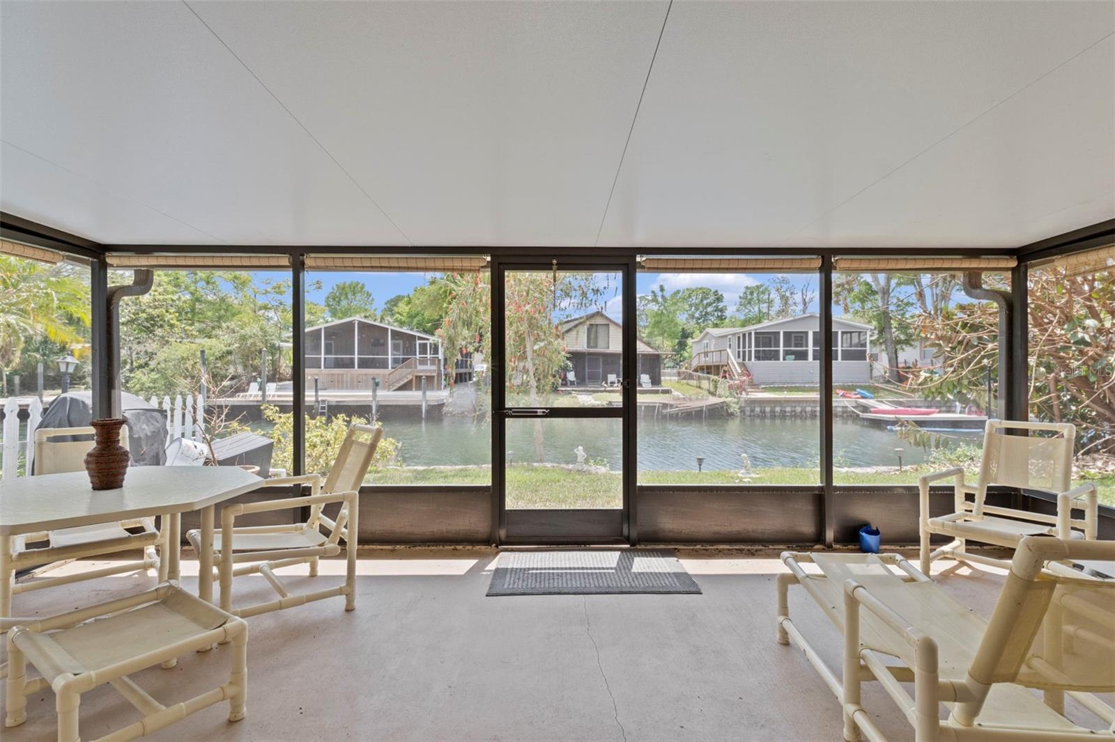 WEEKI WACHEE RIVER RETREATS - Residential