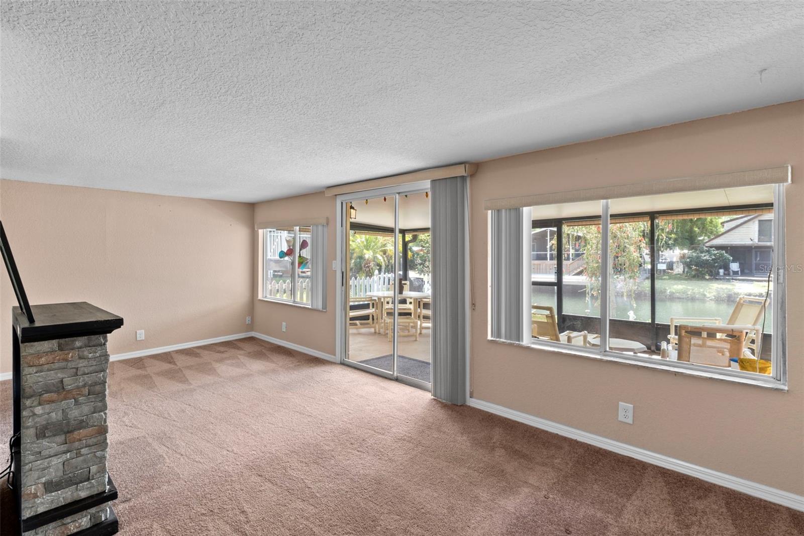 WEEKI WACHEE RIVER RETREATS - Residential