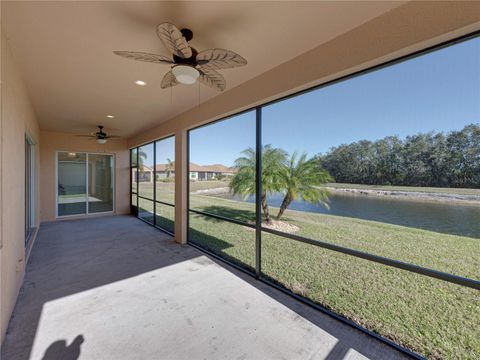 A home in WINTER HAVEN