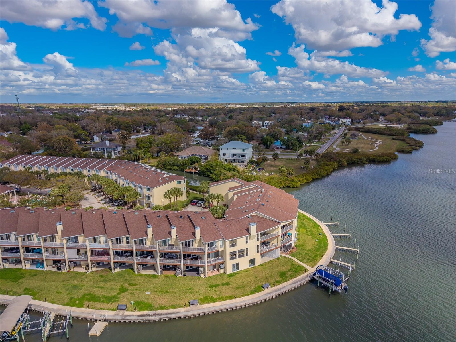 SEASIDE ESTATES - Residential