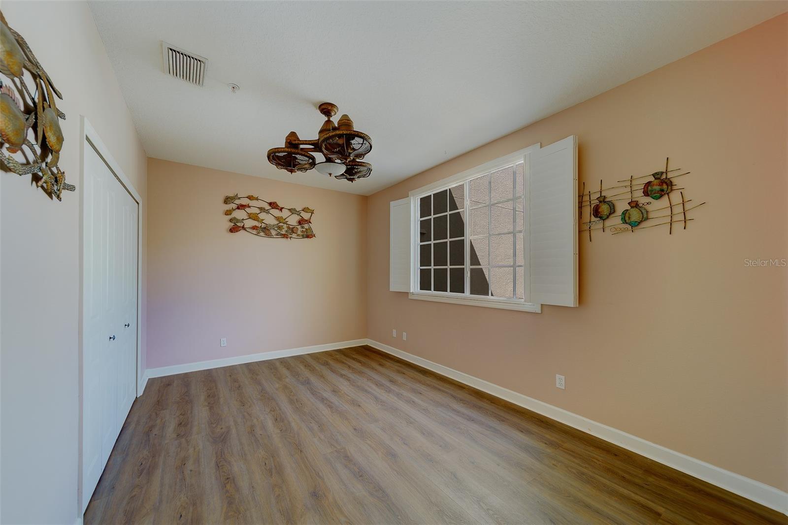 SEASIDE ESTATES - Residential