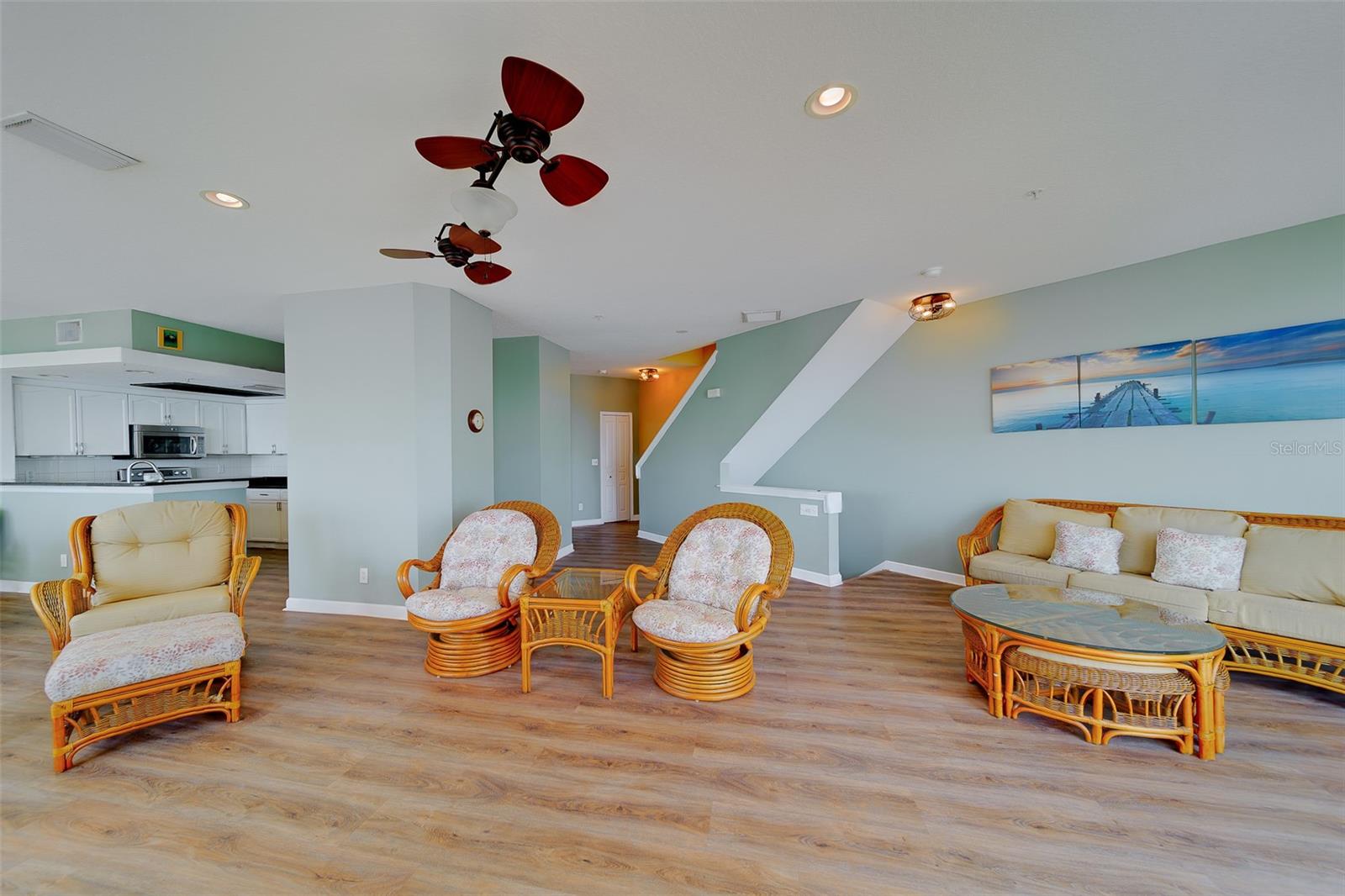 SEASIDE ESTATES - Residential