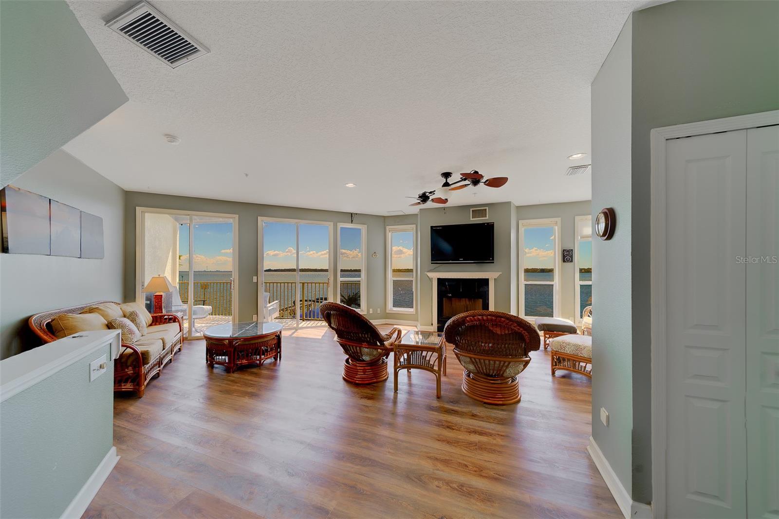 SEASIDE ESTATES - Residential