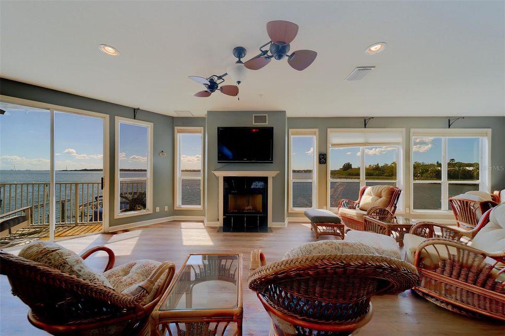 Photo of 138 Brent Circle, Oldsmar, FL 34677 (MLS # TB8496402)