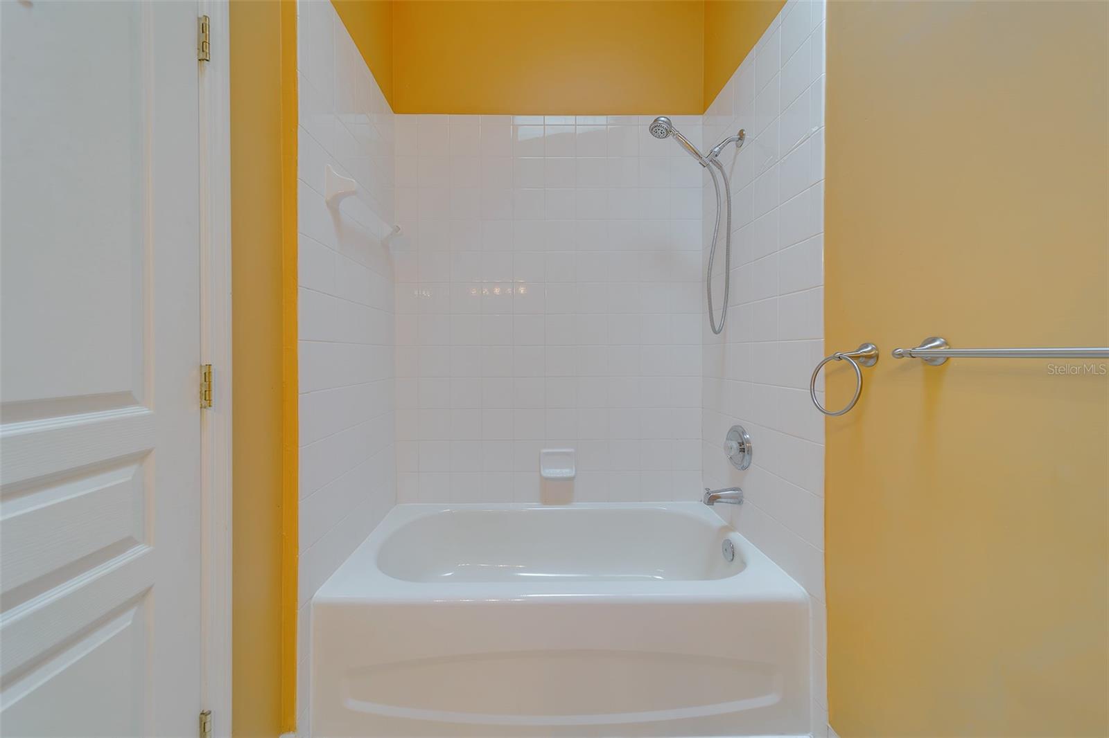 SEASIDE ESTATES - Residential