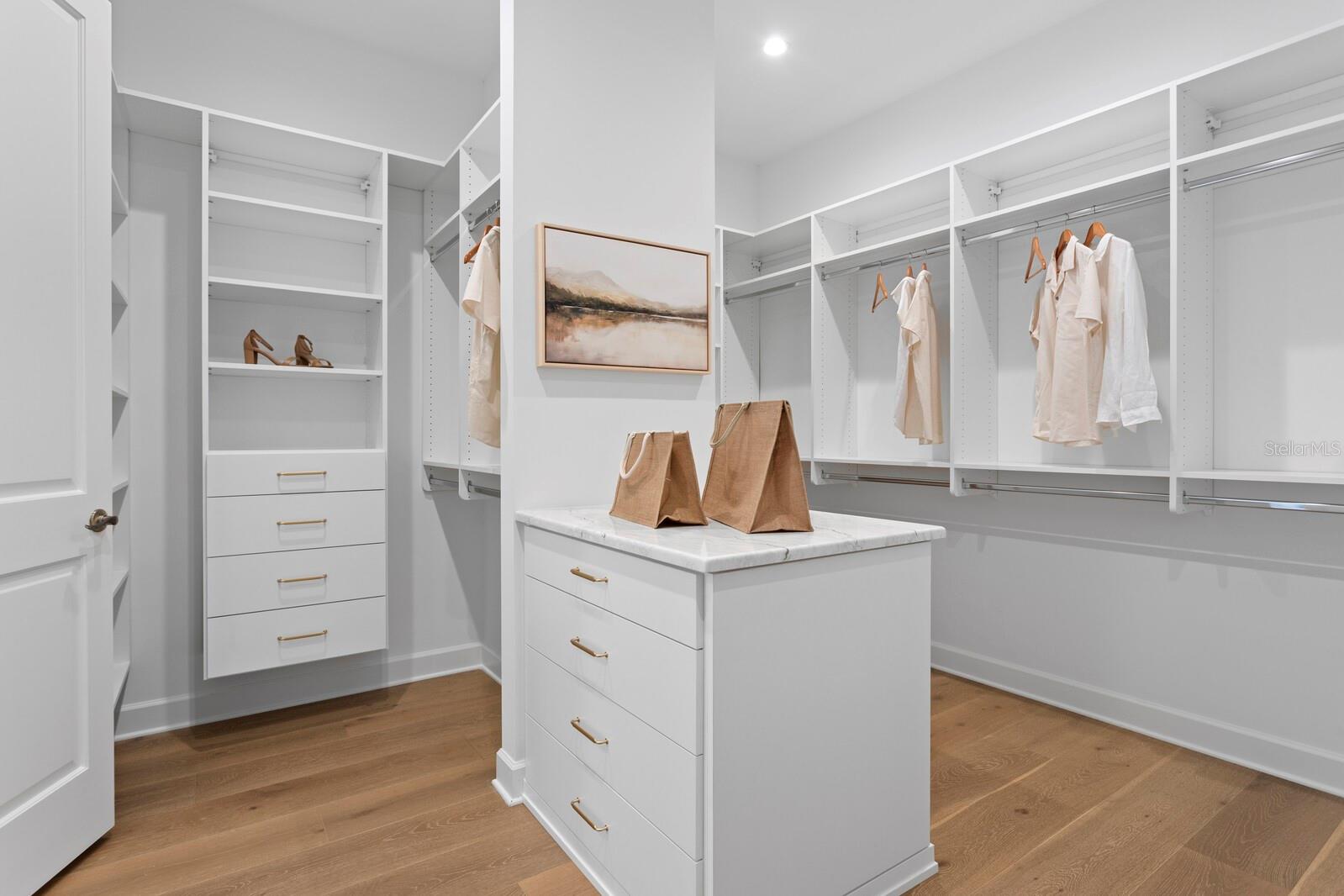 MARYLAND MANOR 2ND UNIT - Residential