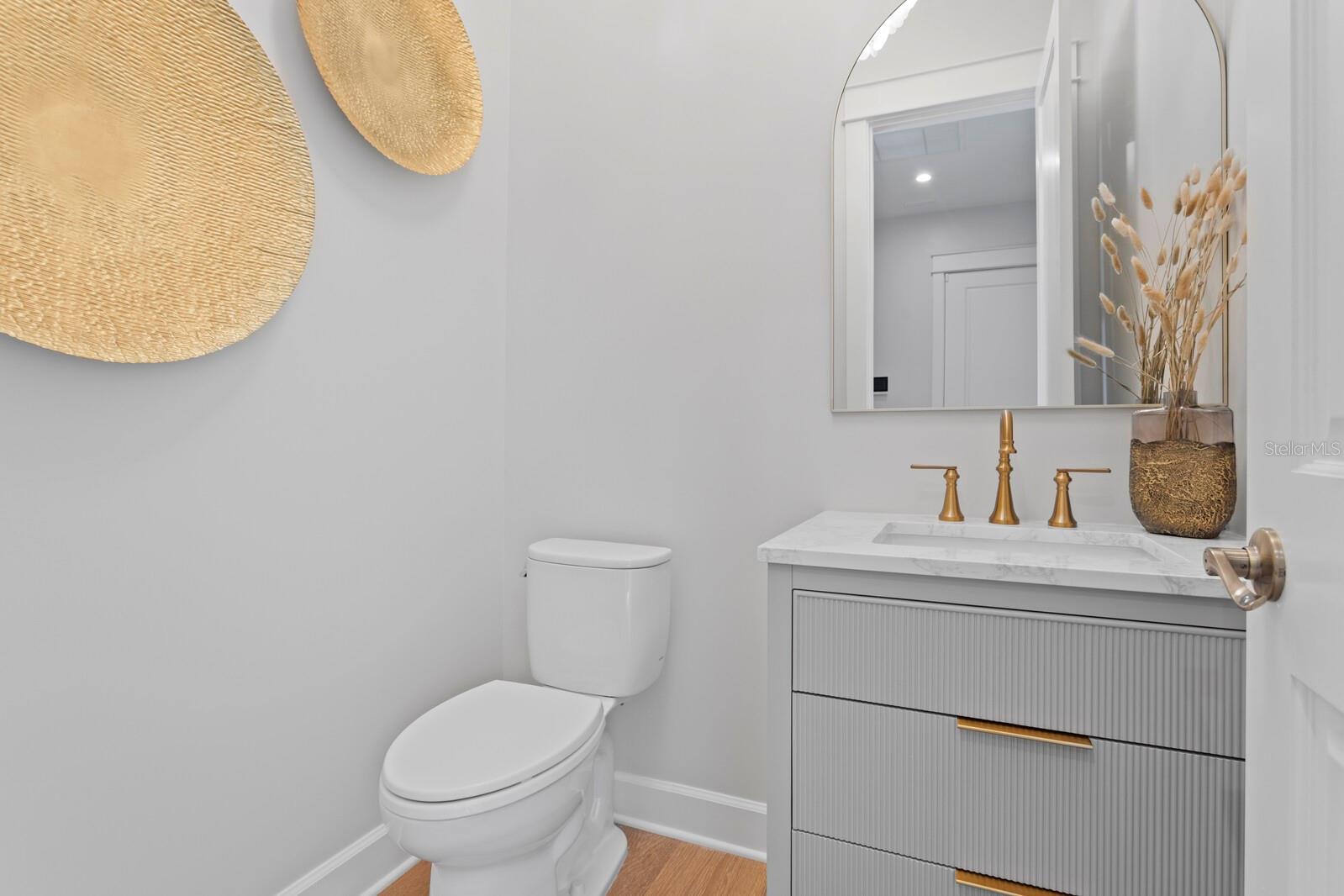 MARYLAND MANOR 2ND UNIT - Residential