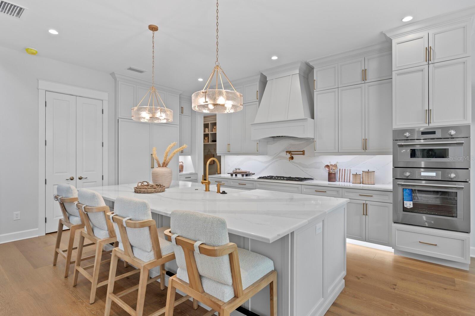 MARYLAND MANOR 2ND UNIT - Residential