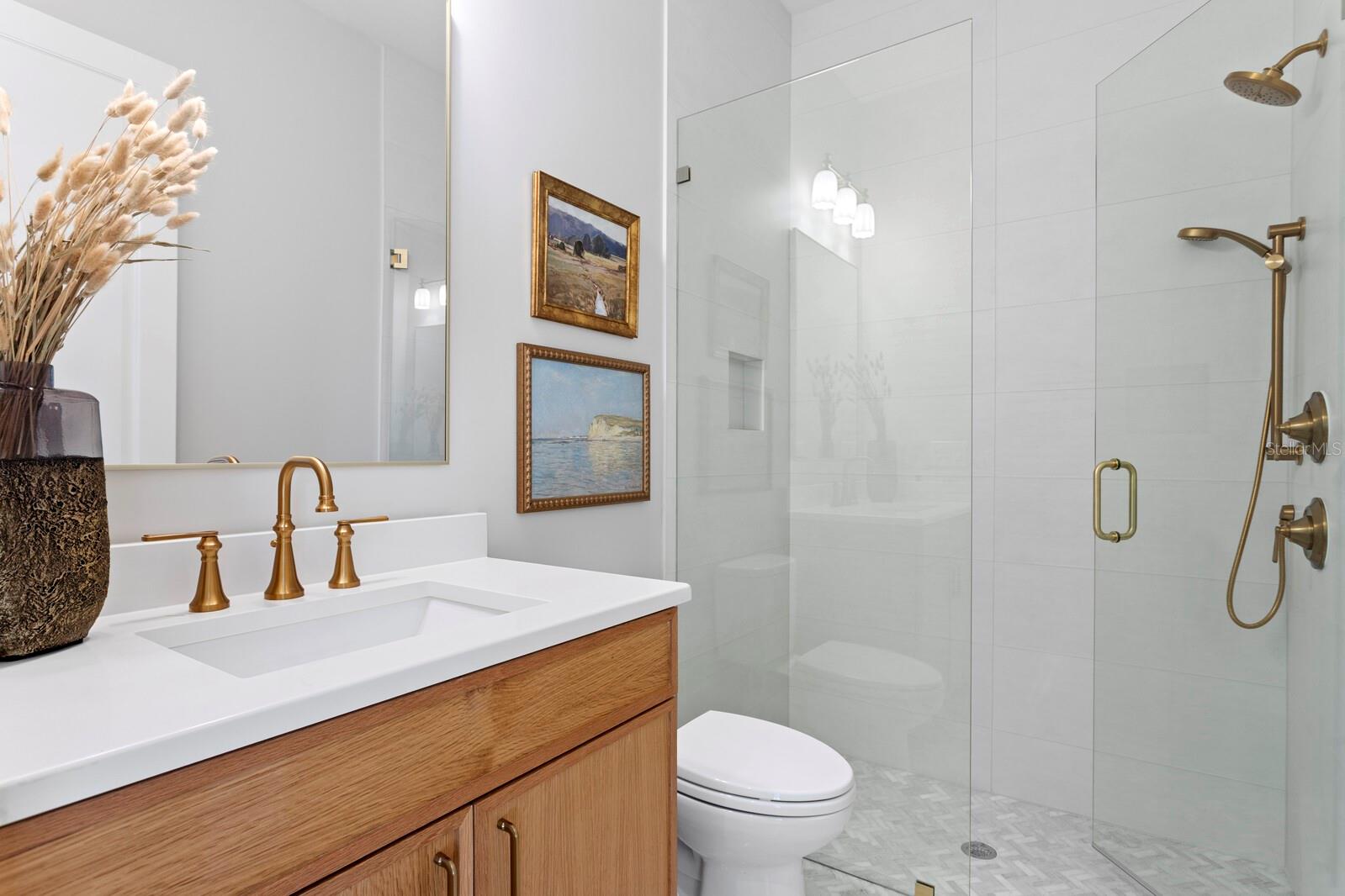 MARYLAND MANOR 2ND UNIT - Residential