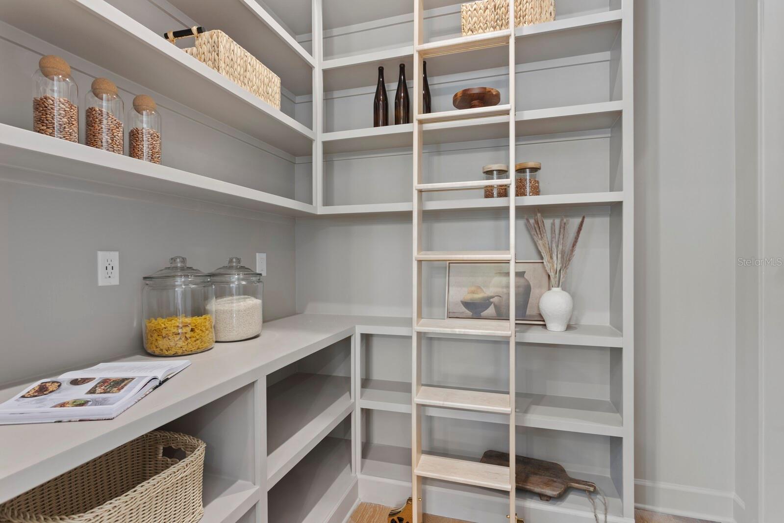 MARYLAND MANOR 2ND UNIT - Residential