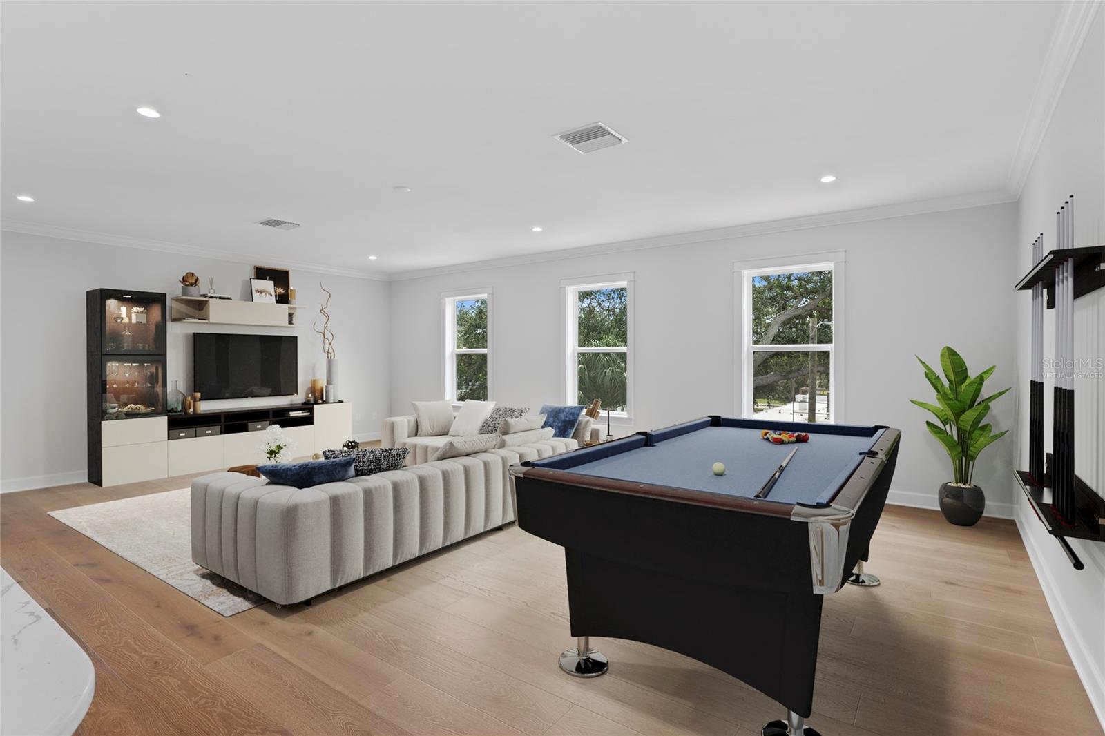 MARYLAND MANOR 2ND UNIT - Residential