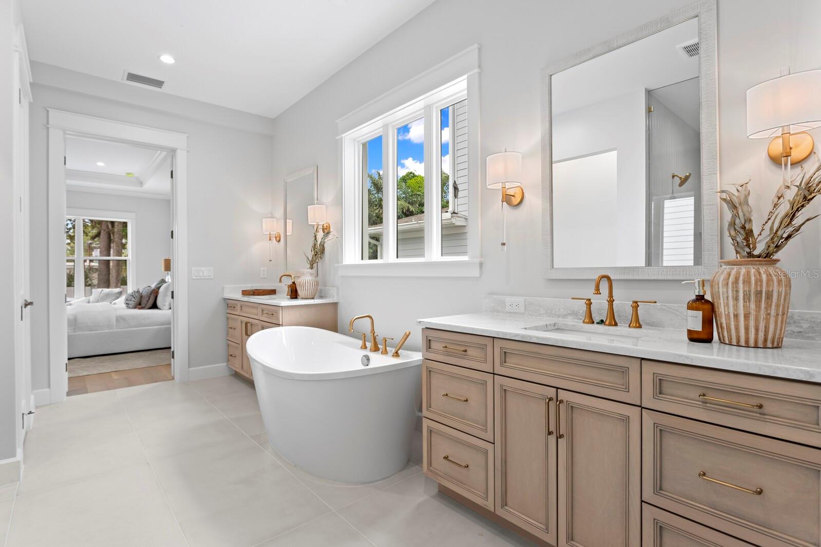 MARYLAND MANOR 2ND UNIT - Residential