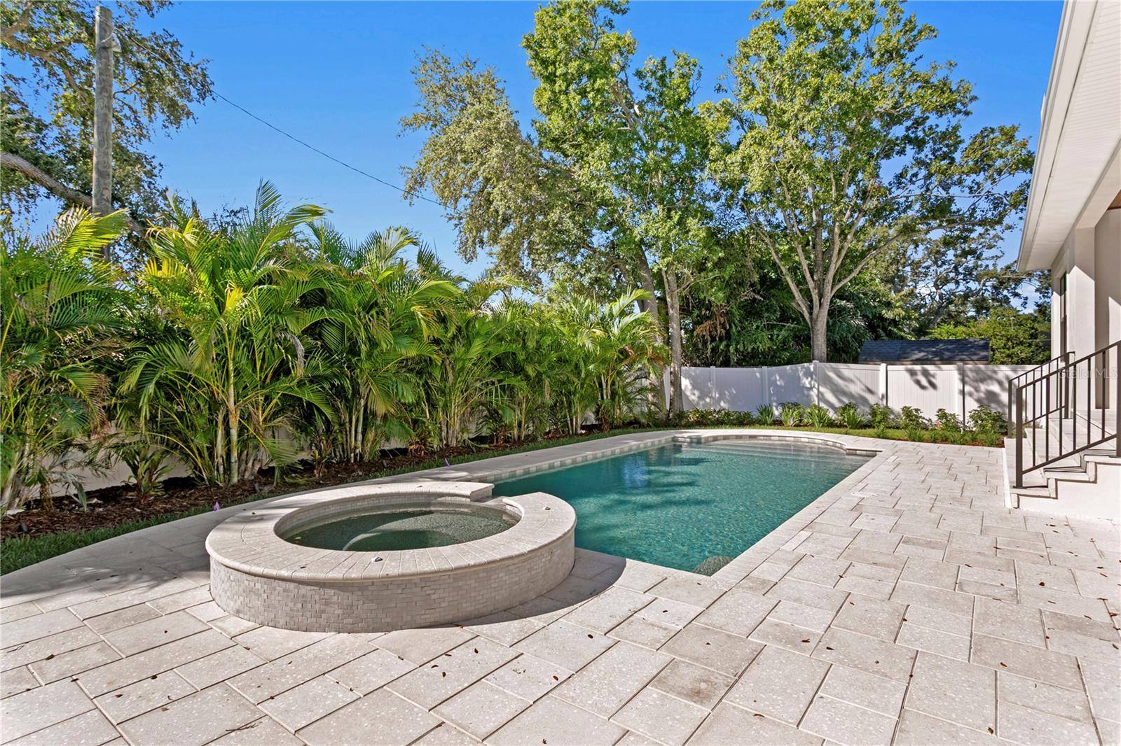 MARYLAND MANOR 2ND UNIT - Residential