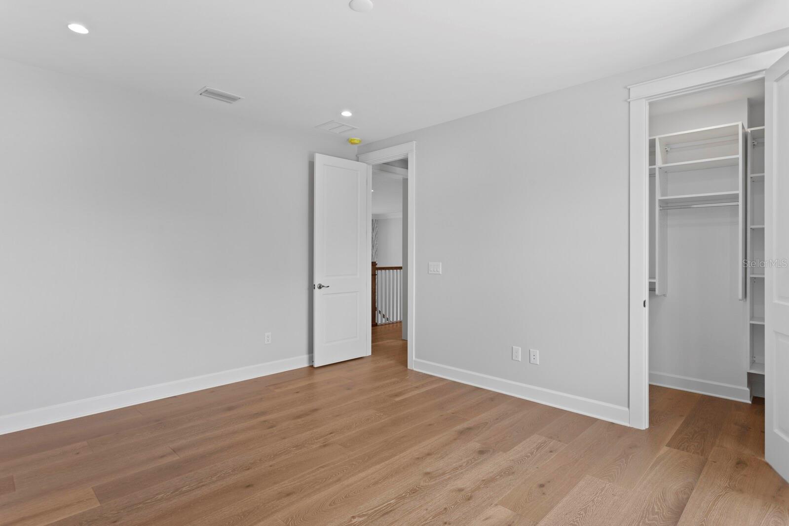 MARYLAND MANOR 2ND UNIT - Residential