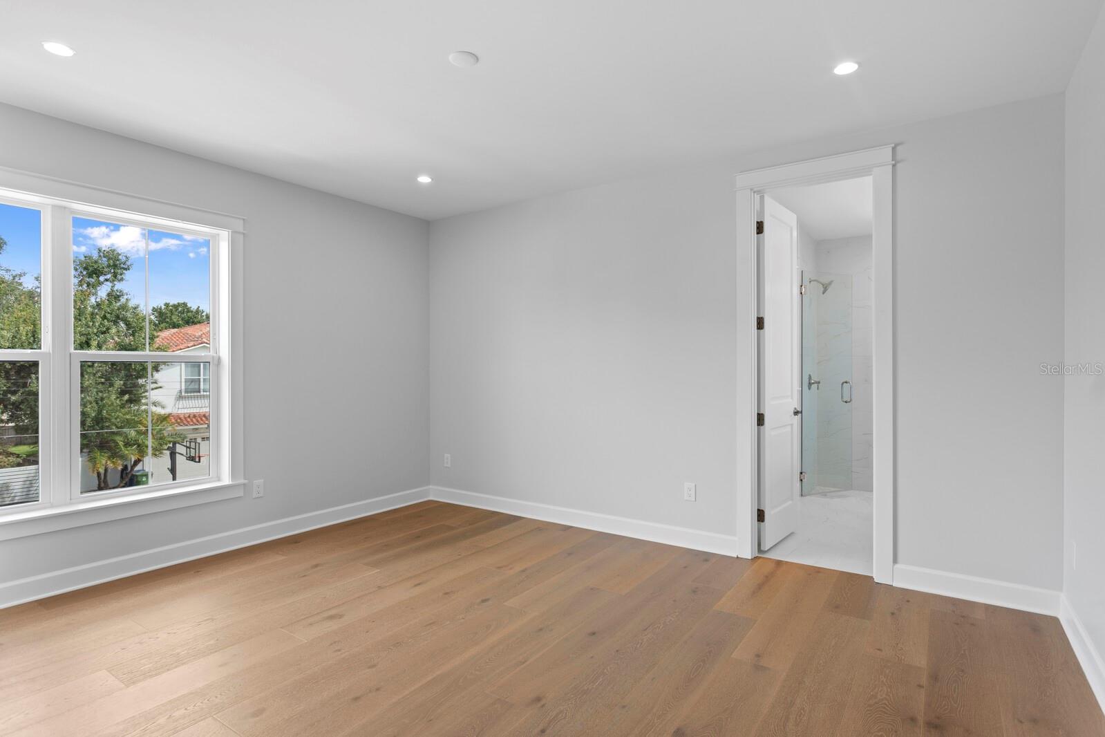 MARYLAND MANOR 2ND UNIT - Residential