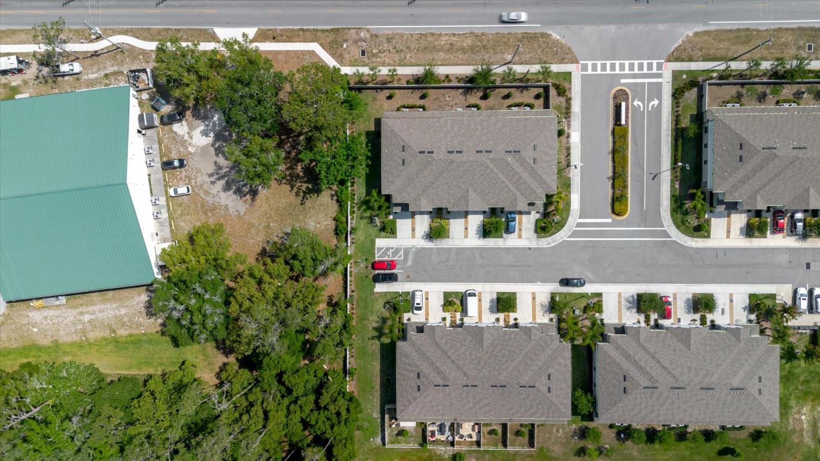 TOWNES/DARLINGTON - Residential