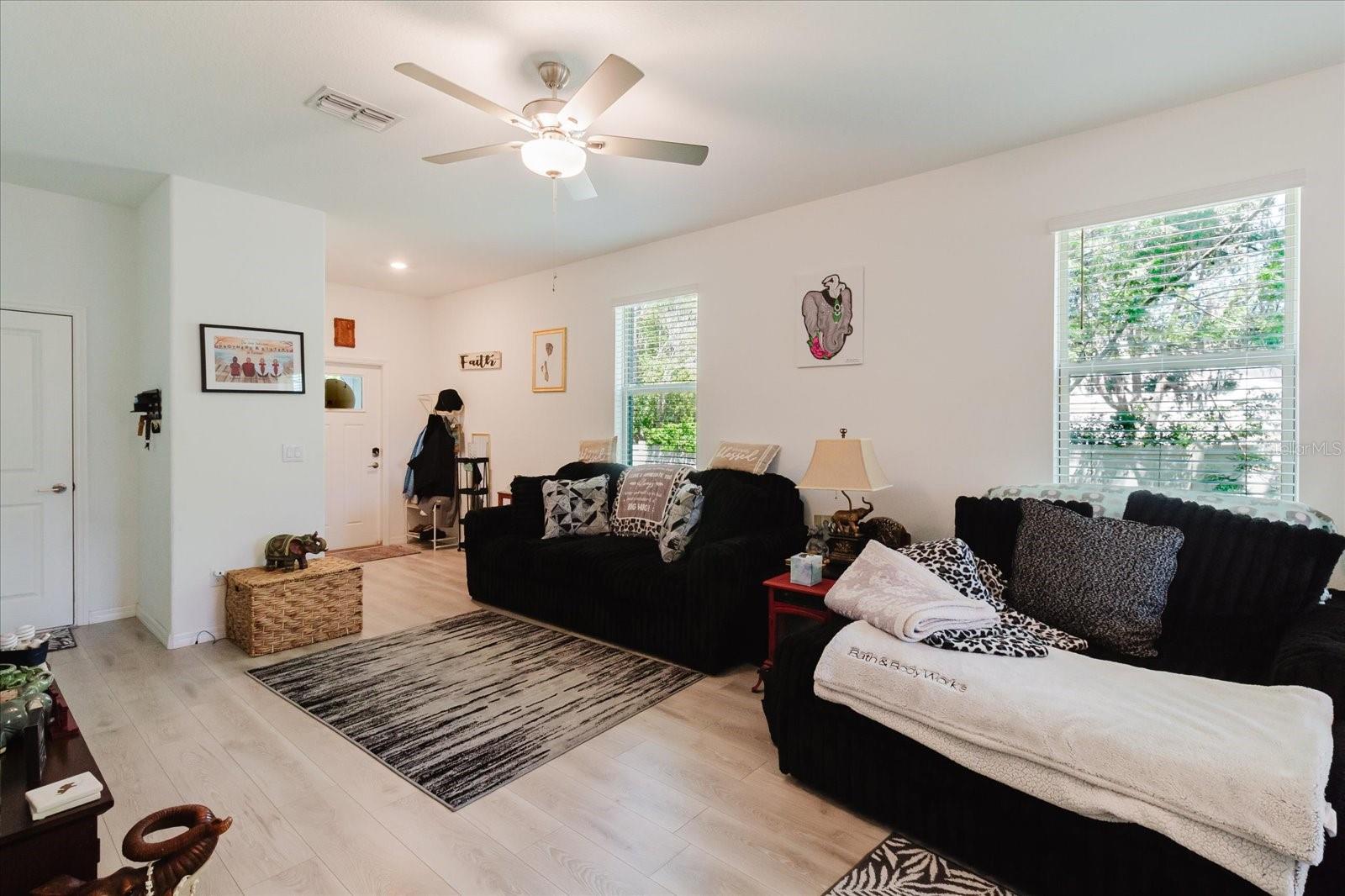 TOWNES/DARLINGTON - Residential