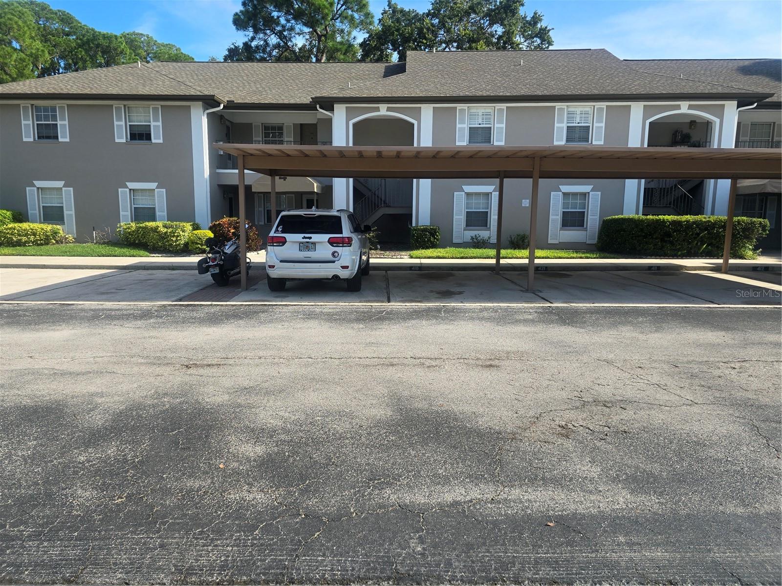 5265 E BAY DRIVE 420