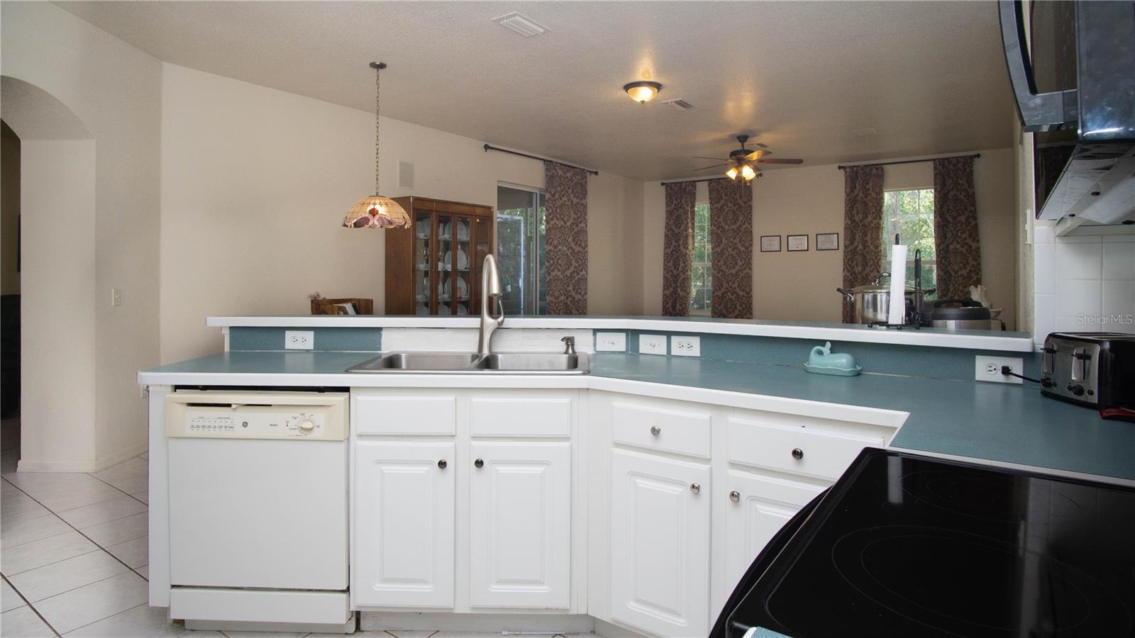 RAINBOW SPGS - Residential