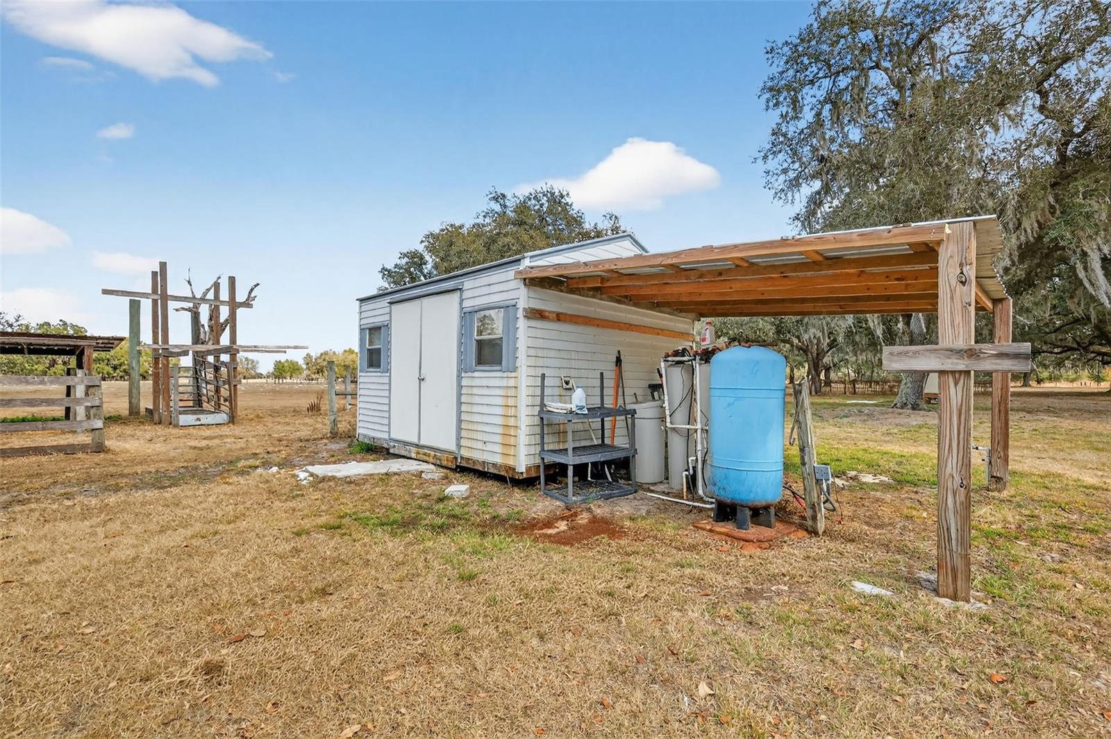 CITY/BUSHNELL - Residential