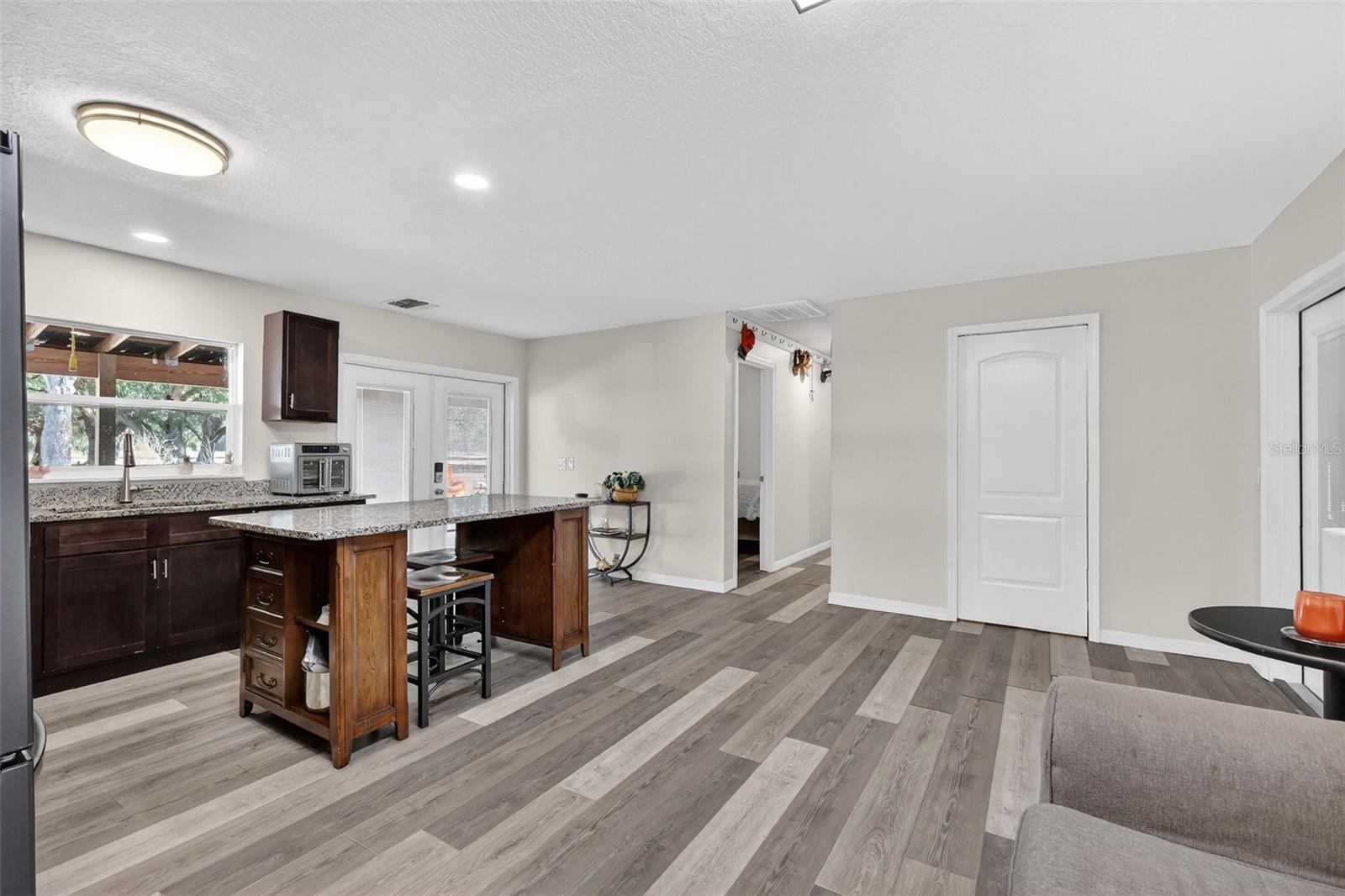 CITY/BUSHNELL - Residential