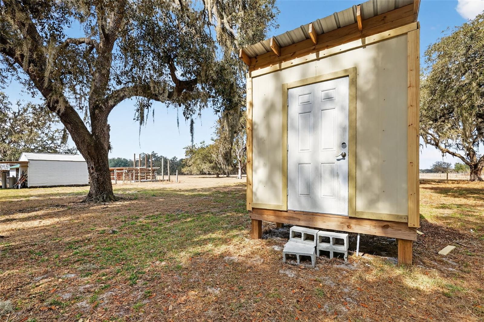 CITY/BUSHNELL - Residential