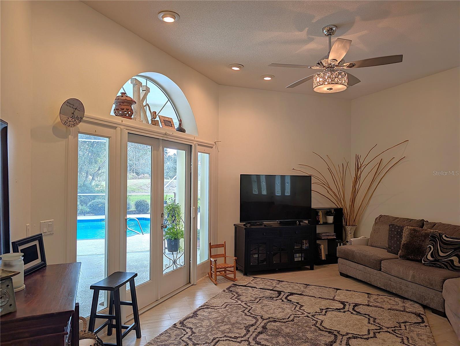 04 FAIRWAYS - Residential