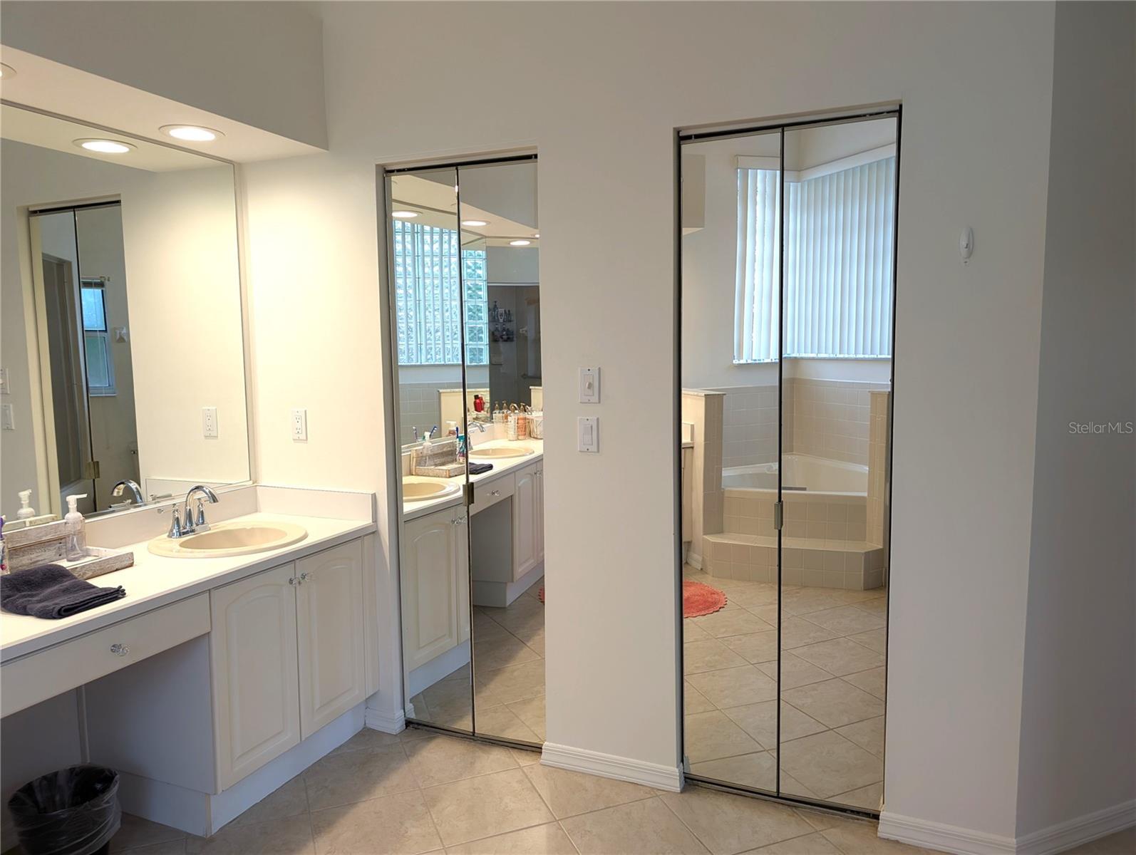 04 FAIRWAYS - Residential