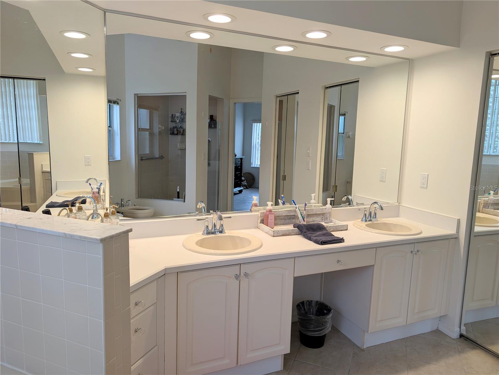 04 FAIRWAYS - Residential