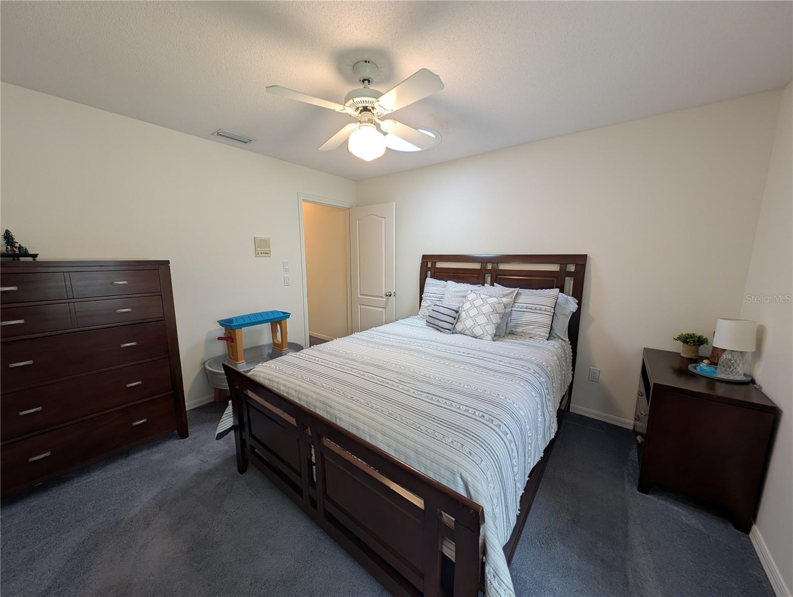 04 FAIRWAYS - Residential