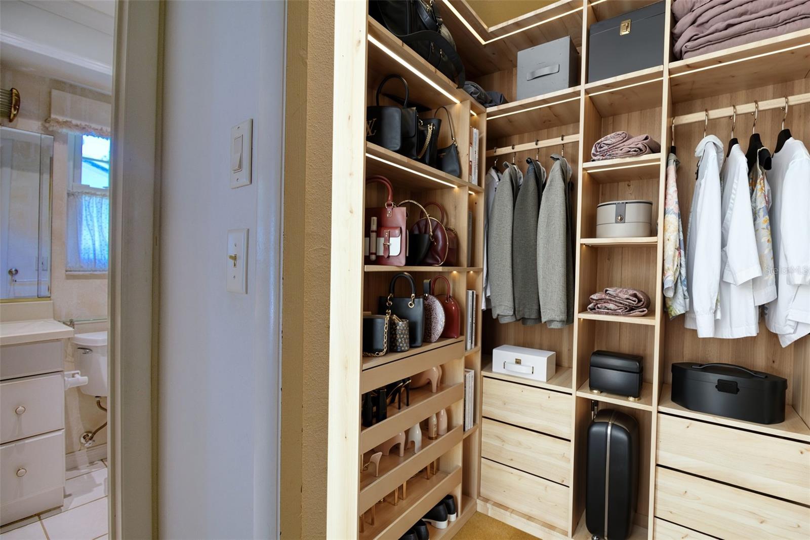 TIMBER RIDGE OF COUNTRYSIDE UNIT ONE - Residential