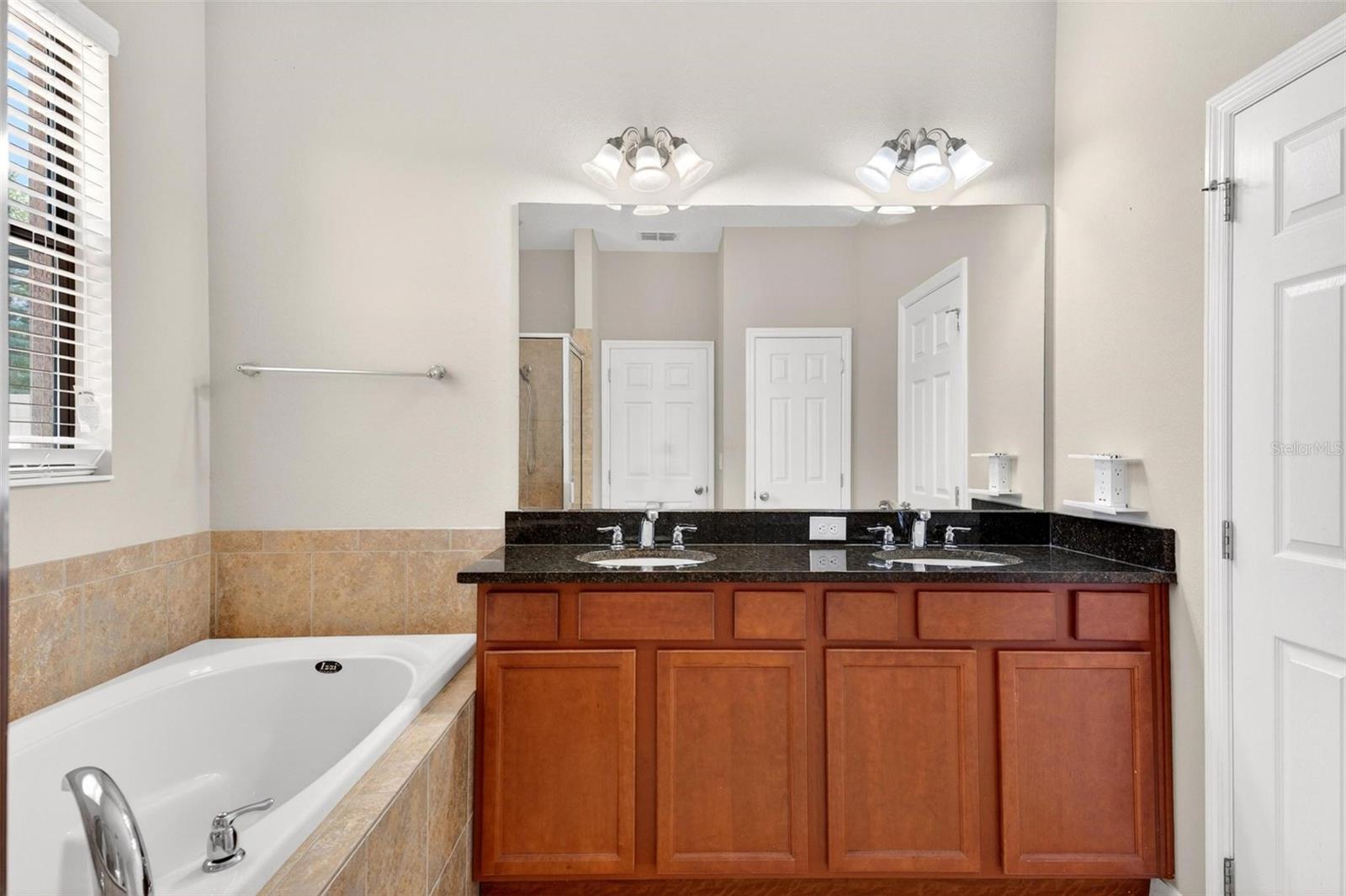 SAVINA PARK - Residential