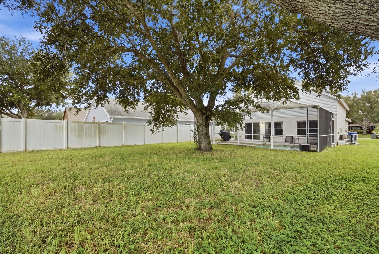 8713 PERSEA COURT