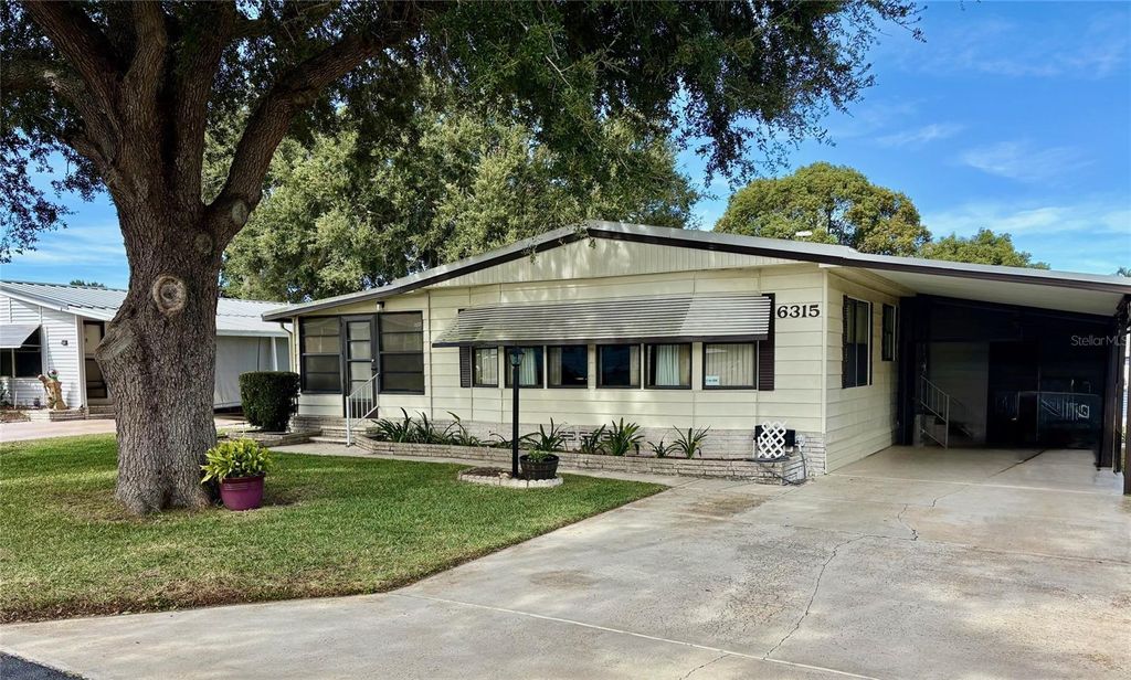 Photo of 6315 Grove Pointe Drive SE, Winter Haven, FL 33884 (MLS # P4936981)