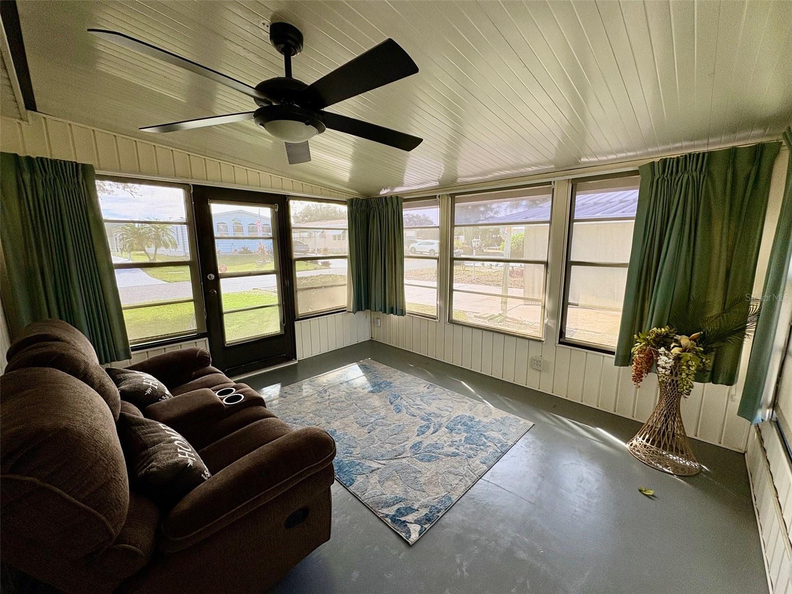 GARDEN GROVE OAKS - Residential