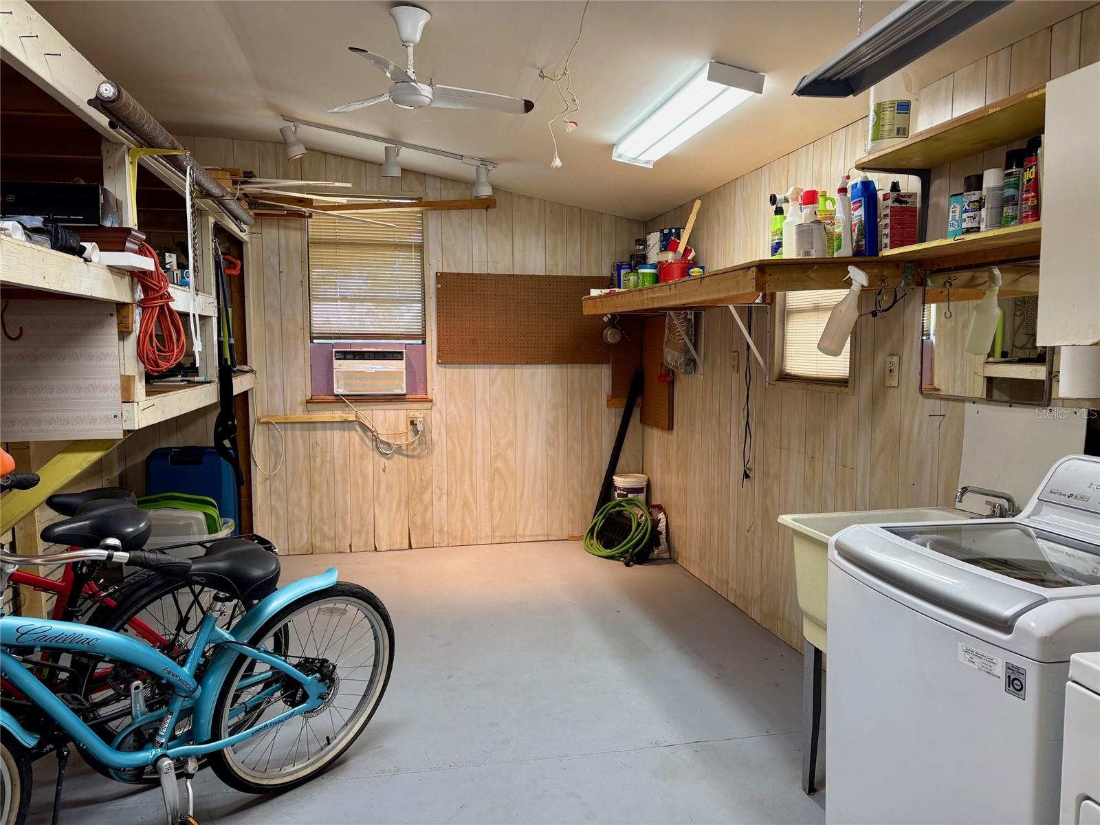 GARDEN GROVE OAKS - Residential