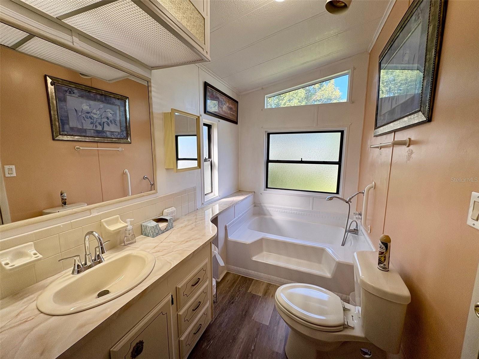 GARDEN GROVE OAKS - Residential