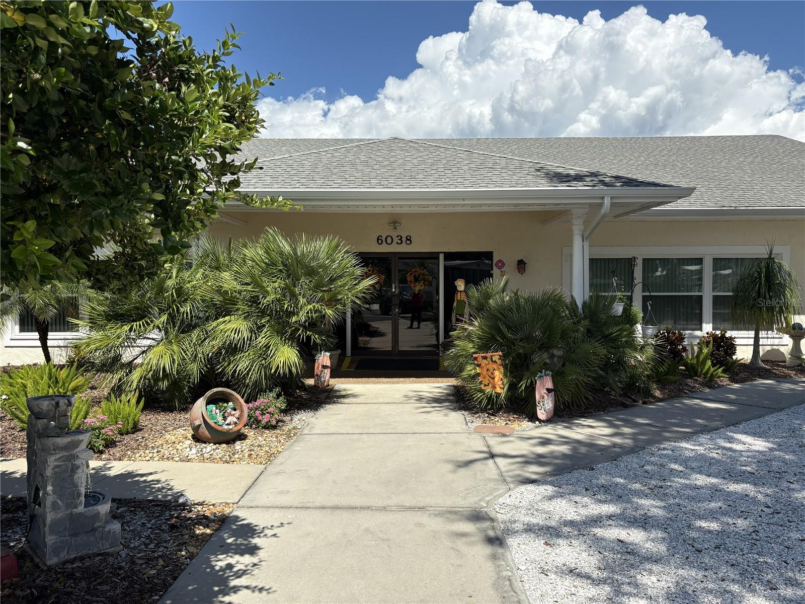 GARDEN GROVE OAKS - Residential