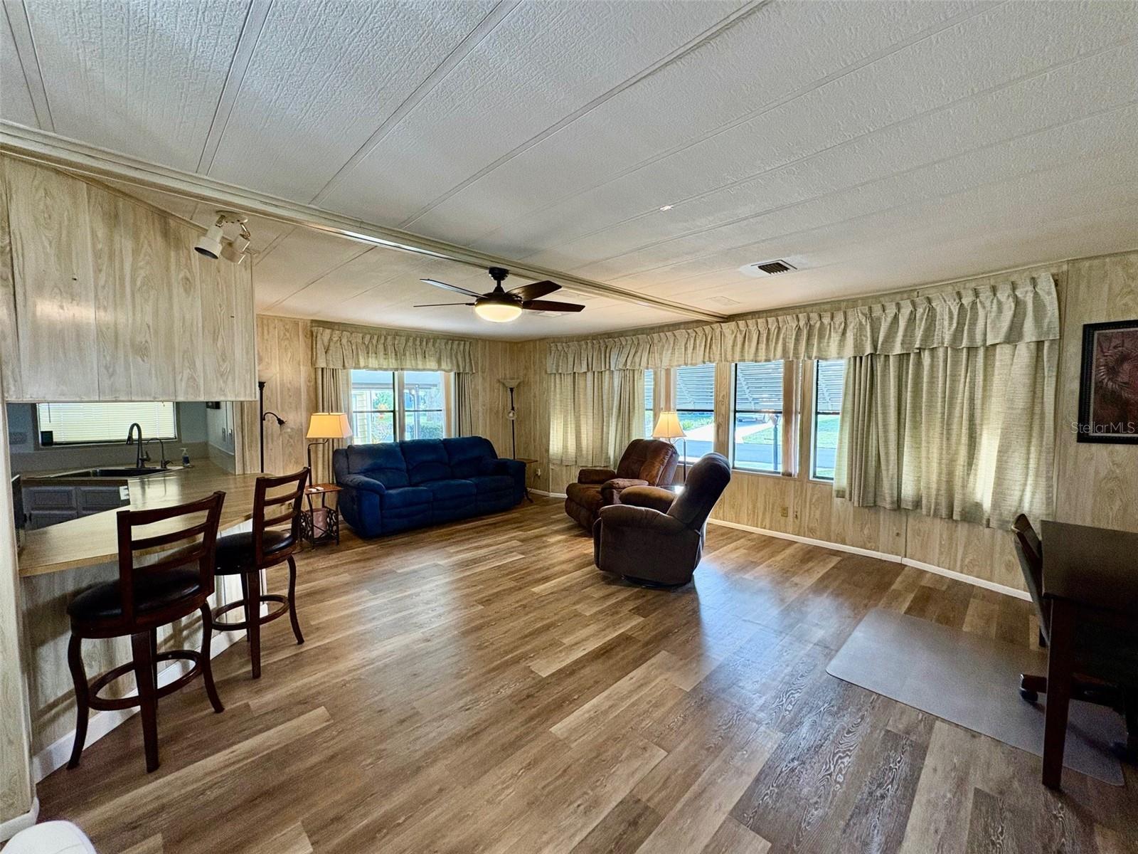 GARDEN GROVE OAKS - Residential