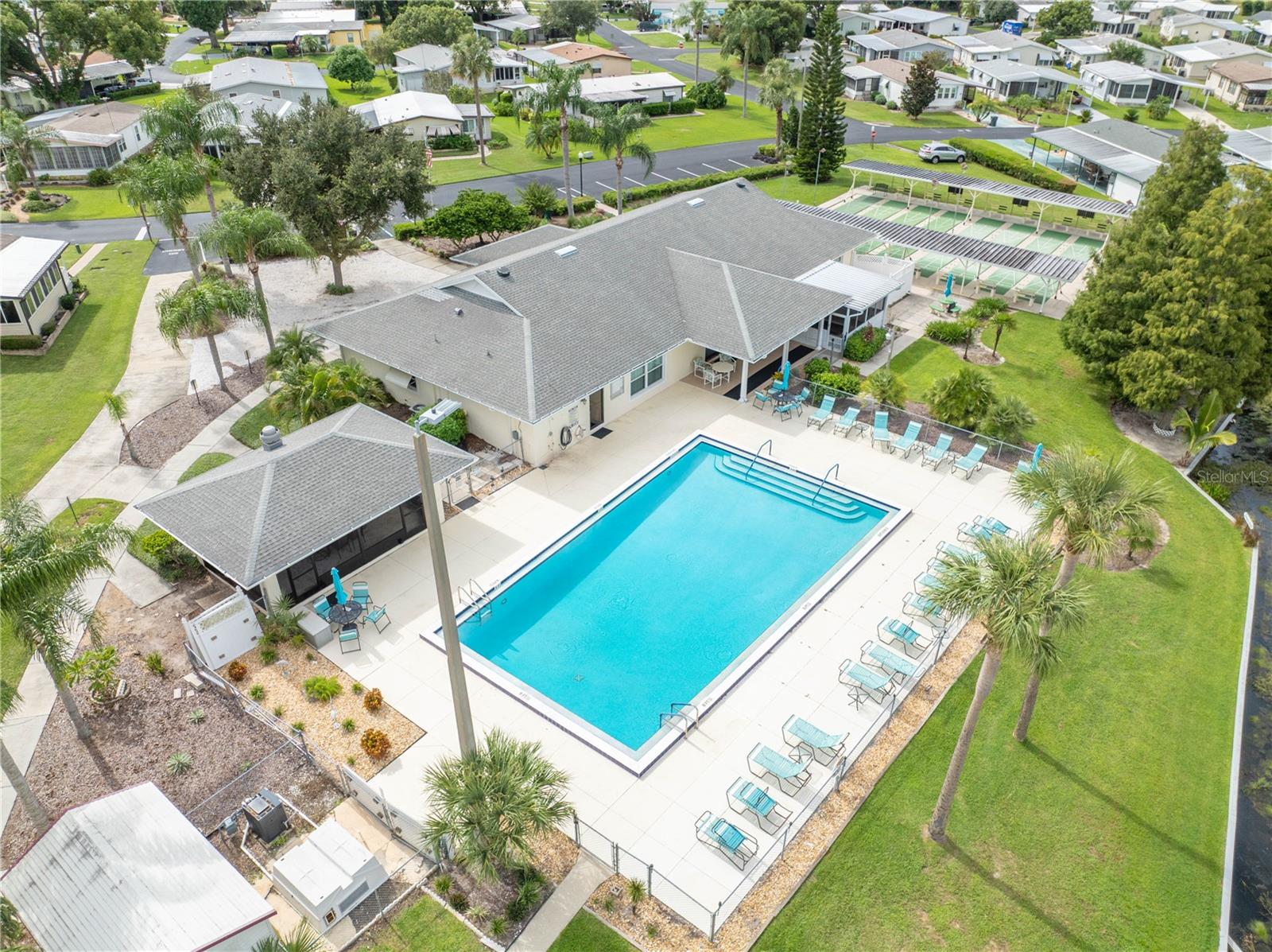 GARDEN GROVE OAKS - Residential