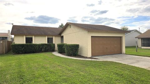 A home in WINTER HAVEN