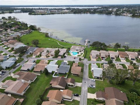 A home in WINTER HAVEN